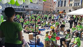 Abschluss der 72-Stunden-Aktion auf dem Rathausplatz in Ingolstadt.